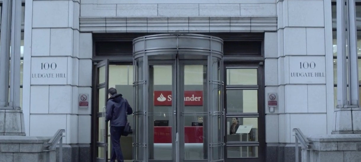 Banco Santander: por qué cae la acción si el beneficio se dispara